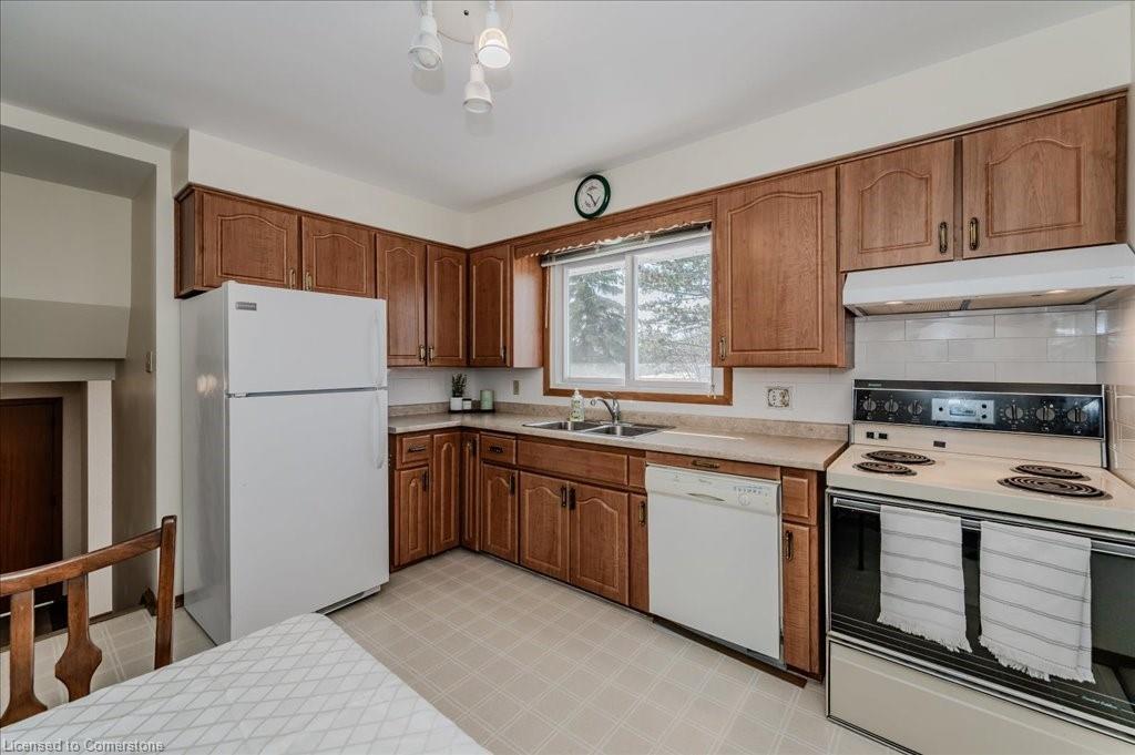 395 Forest Hill Drive Property Photo 12