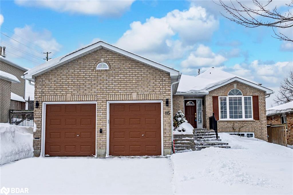115 Lion's Gate Boulevard Property Photo