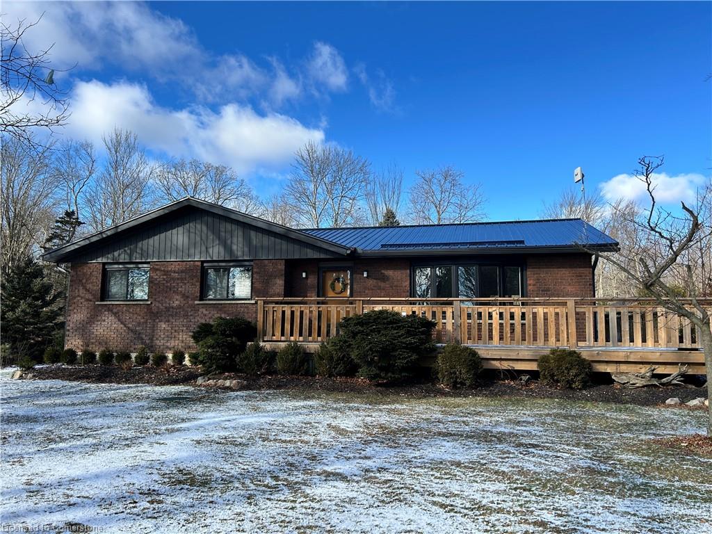 1193 Mid Nwal Tline Road N Property Photo