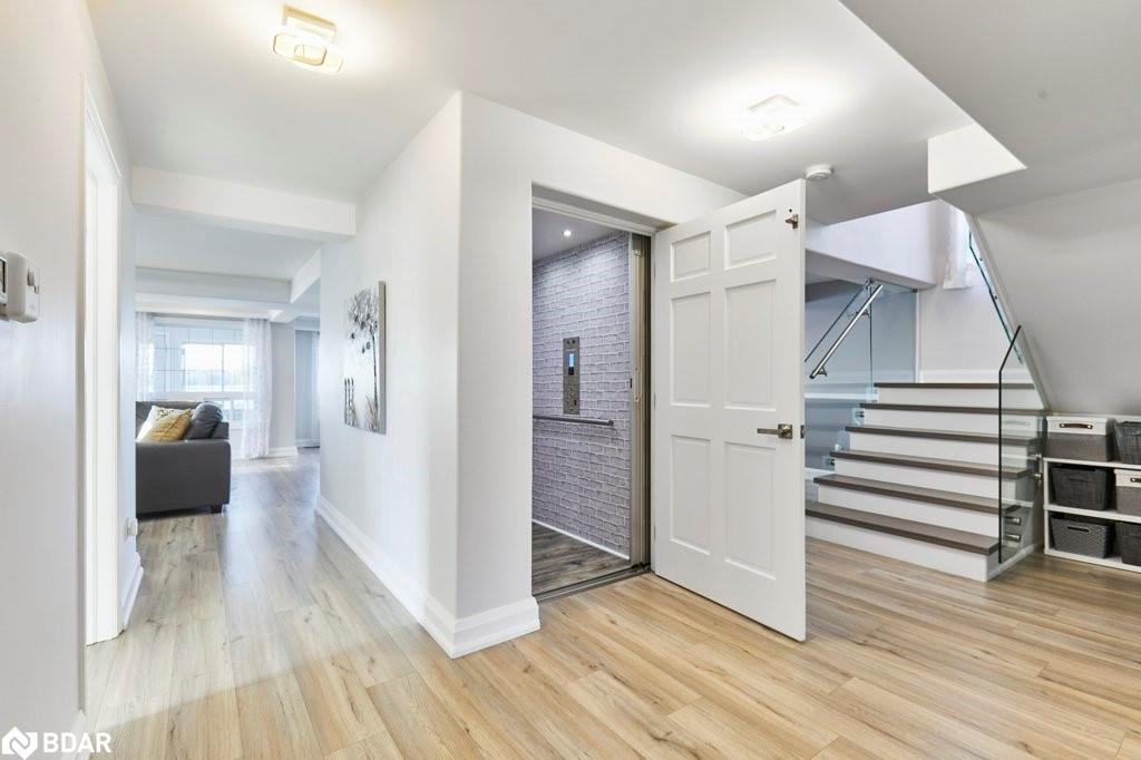 81 Laird Drive Property Photo 8