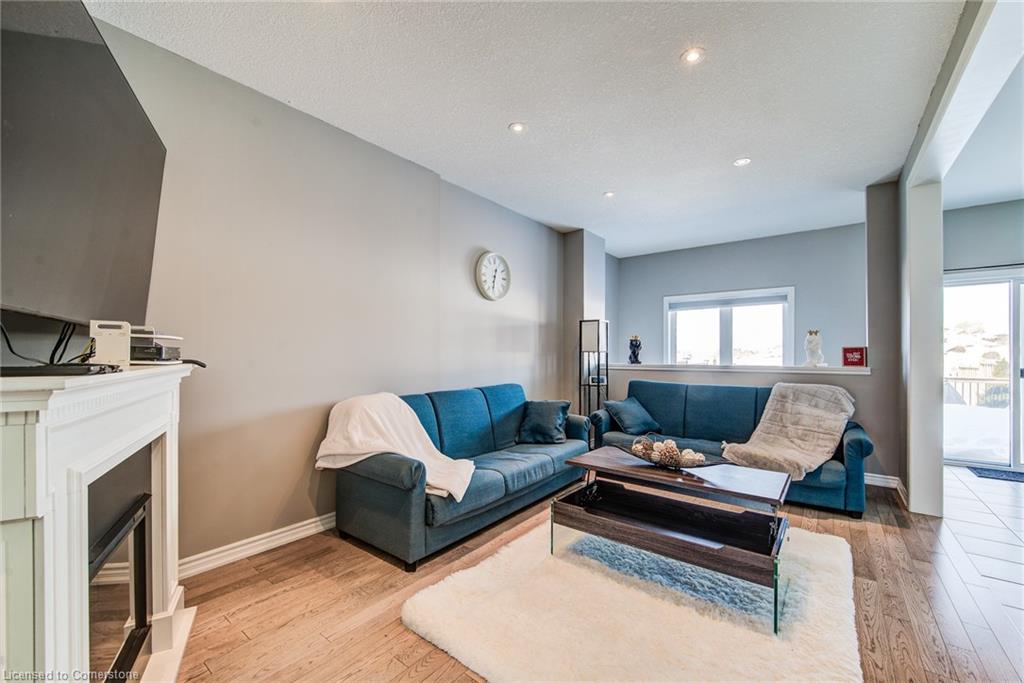 177 Courtney Street Property Photo 10
