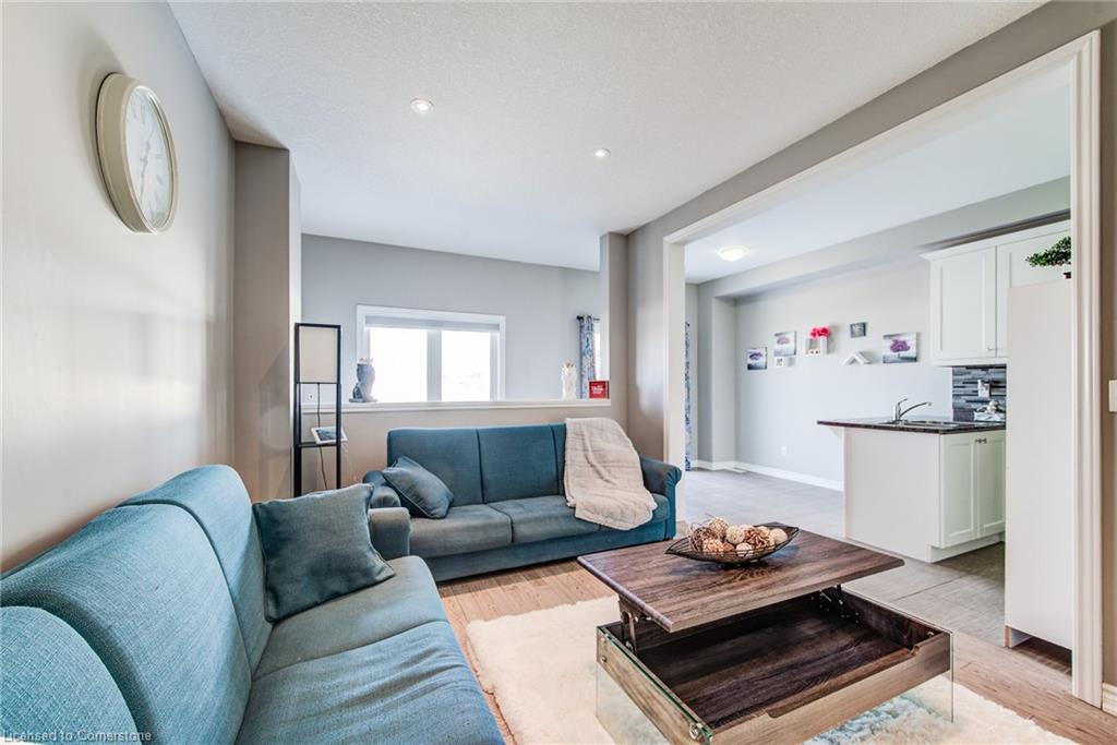 177 Courtney Street Property Photo 11