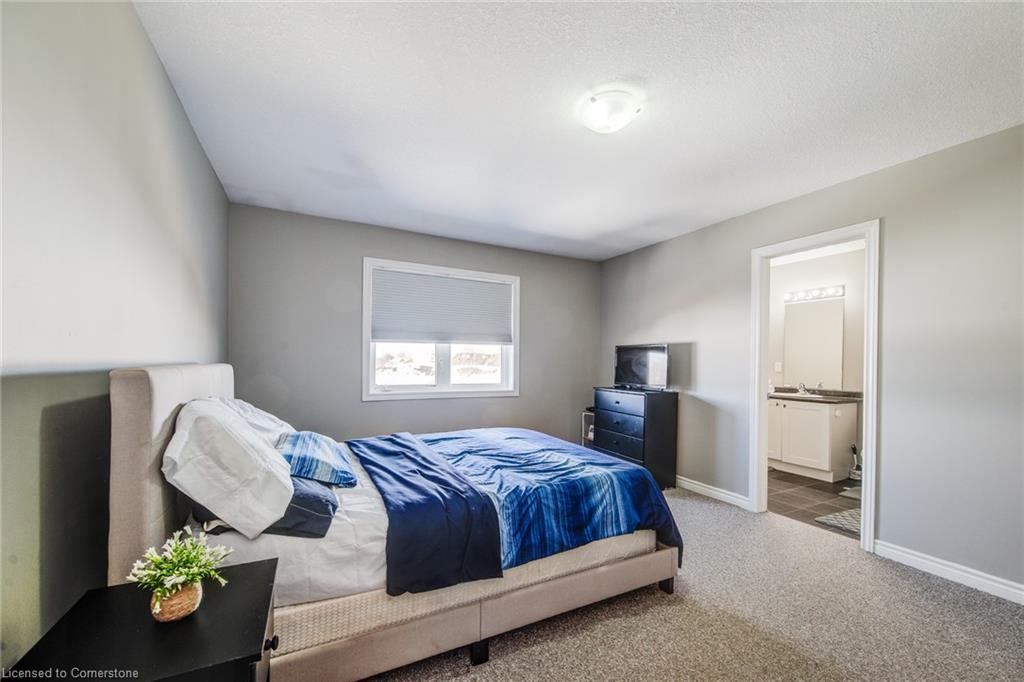 177 Courtney Street Property Photo 25
