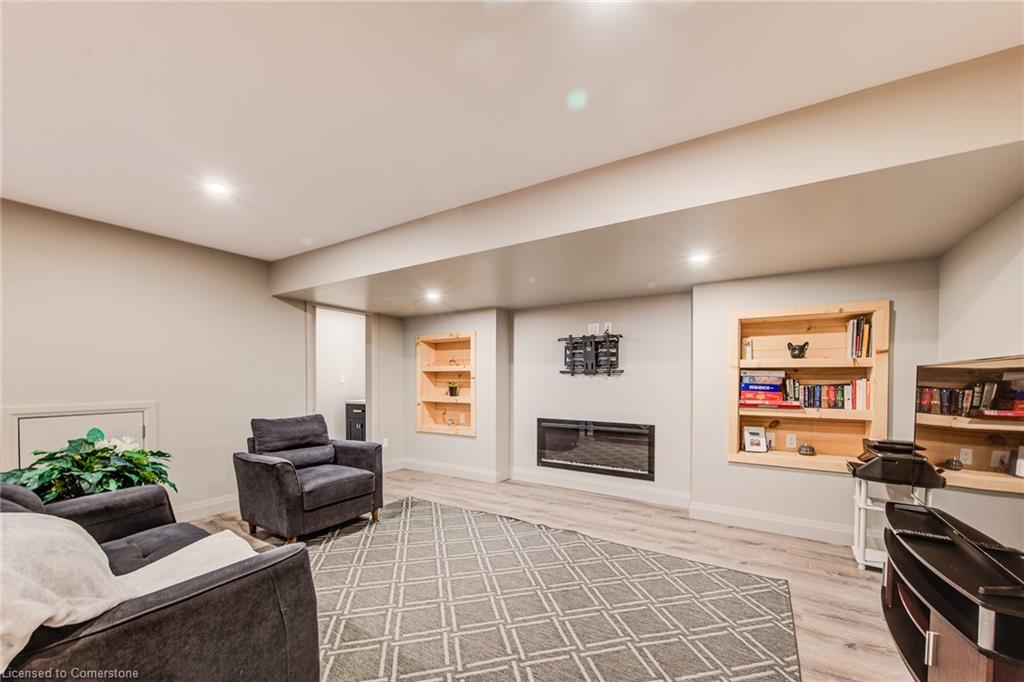 177 Courtney Street Property Photo 36