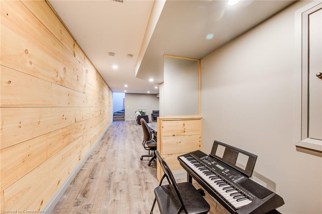 177 Courtney Street Property Photo 41