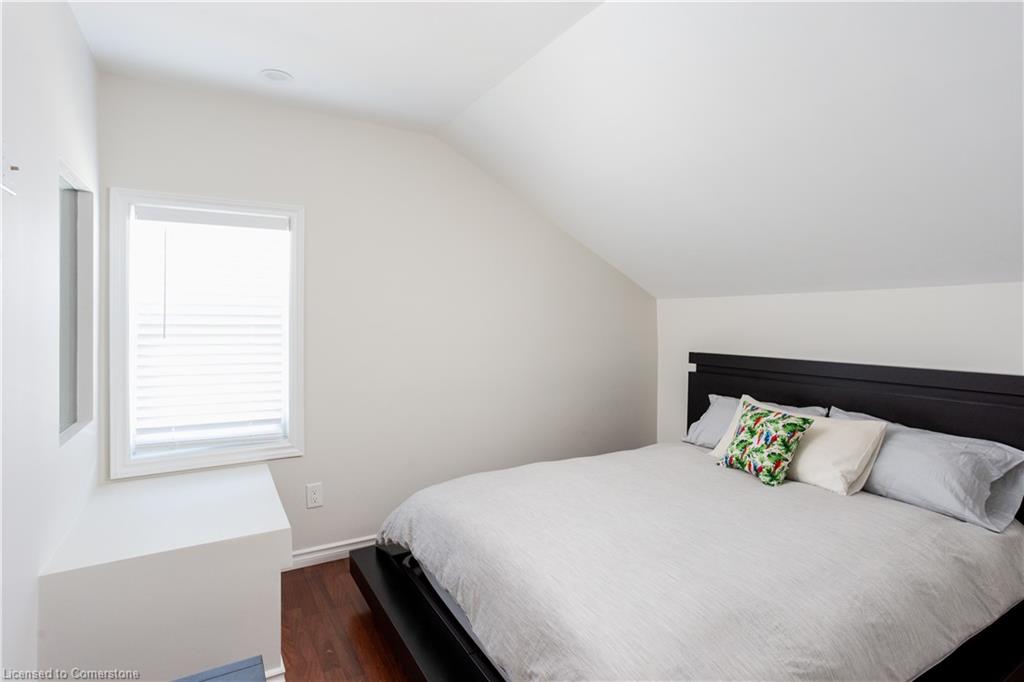 5 East John Street N Property Photo 19