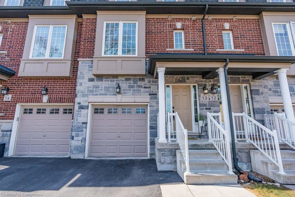 13-2220 Queensway Drive Property Photo