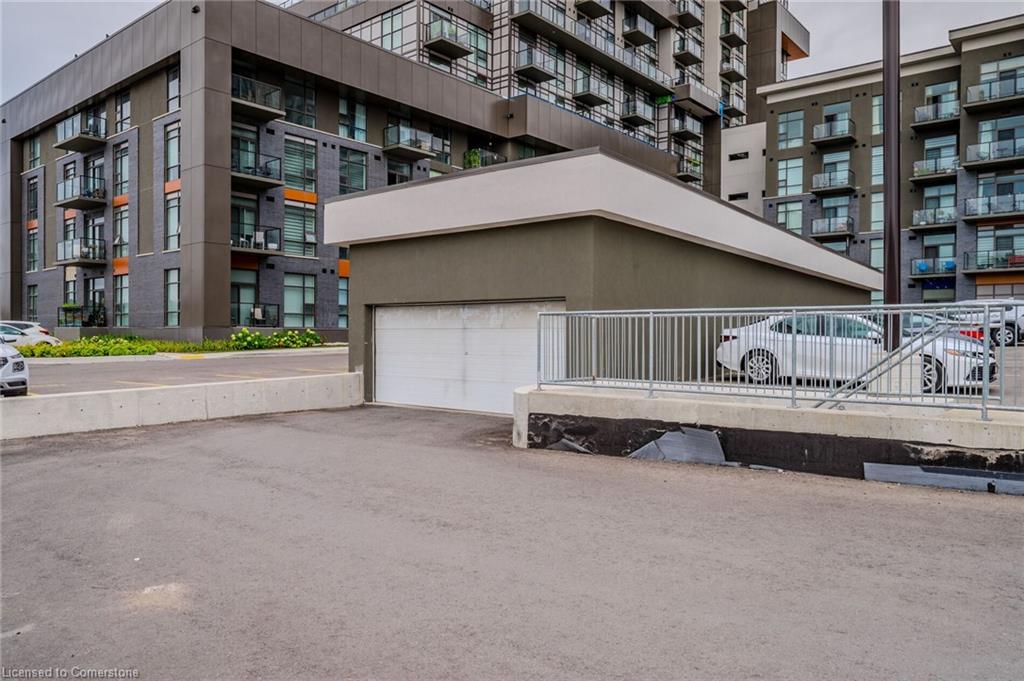 319-460 Dundas Street Property Photo 35