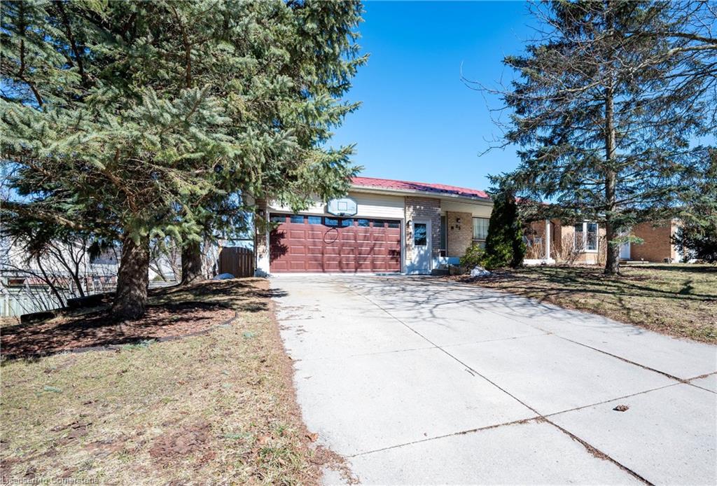 89 High Acres Crescent Property Photo