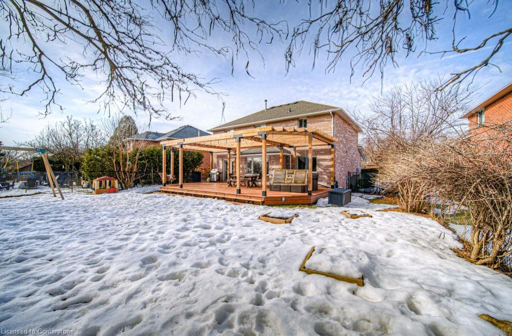 10 Hume Drive Property Photo 43