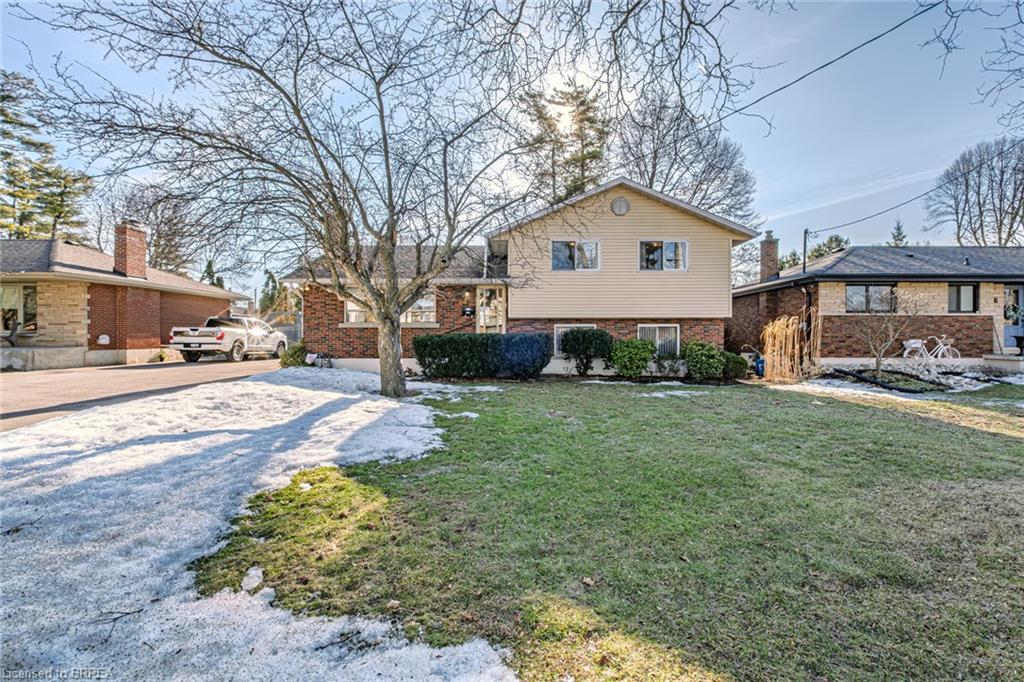 2014 Grand Woodlands Real Estate Listings Main Image