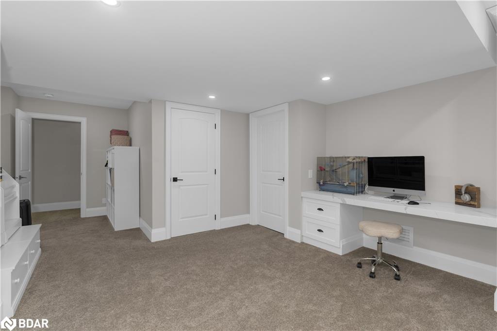 10 Georgian Grande Drive Property Photo 35