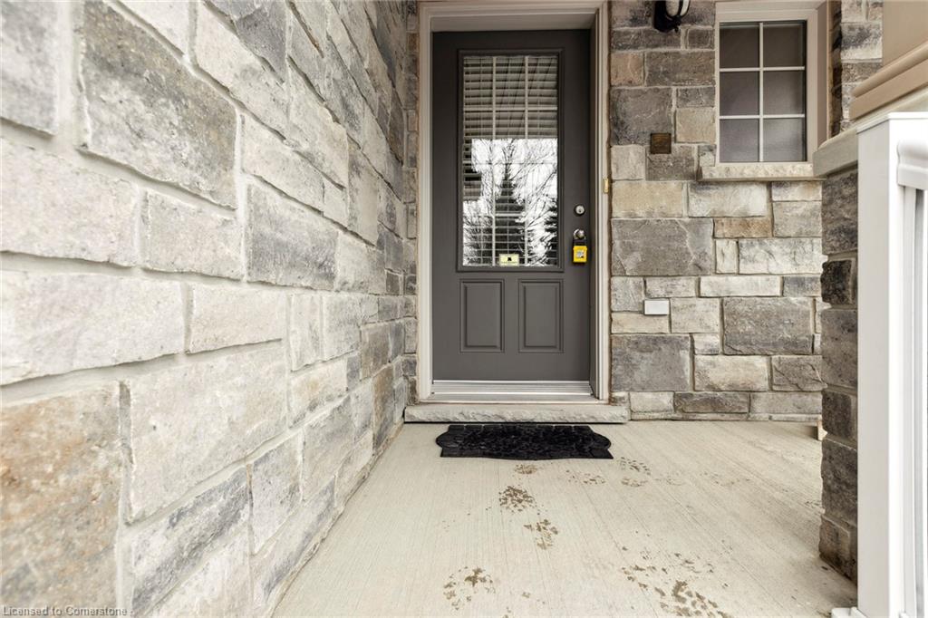 A4-7 Upper Mercer Street Property Photo 2