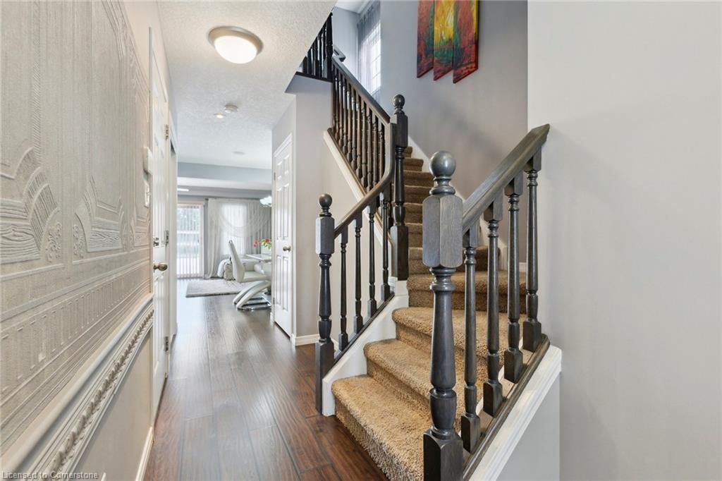 A4-7 Upper Mercer Street Property Photo 5
