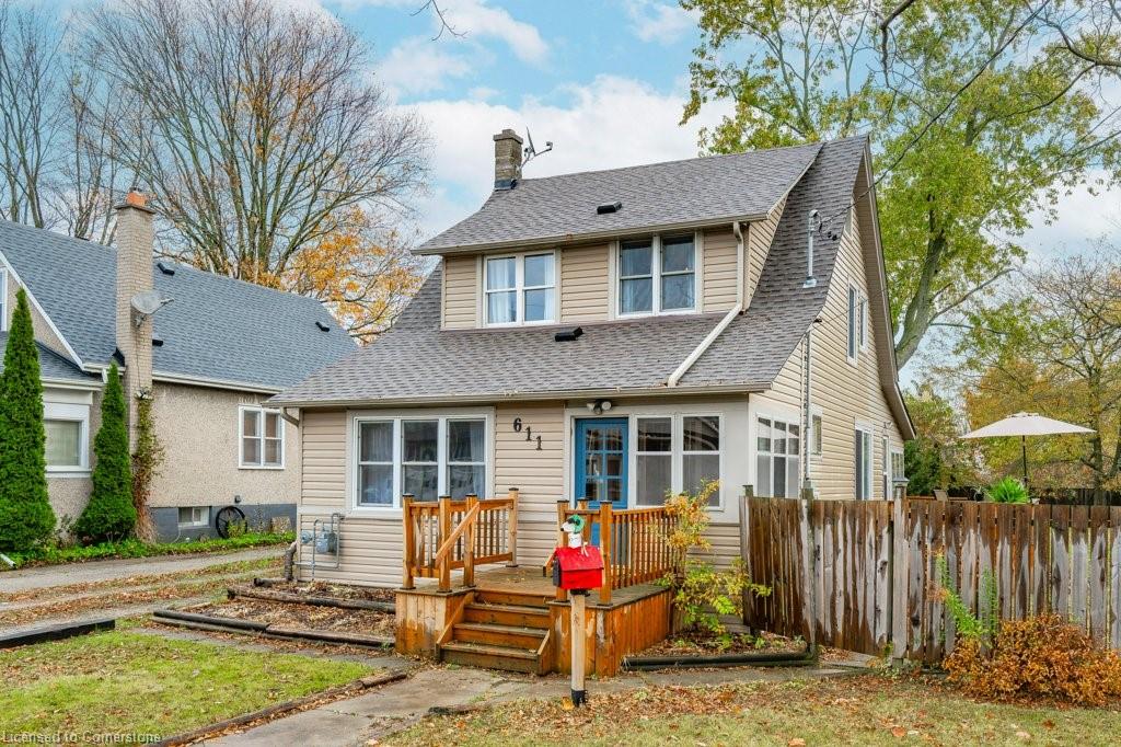 611 John Street Property Photo