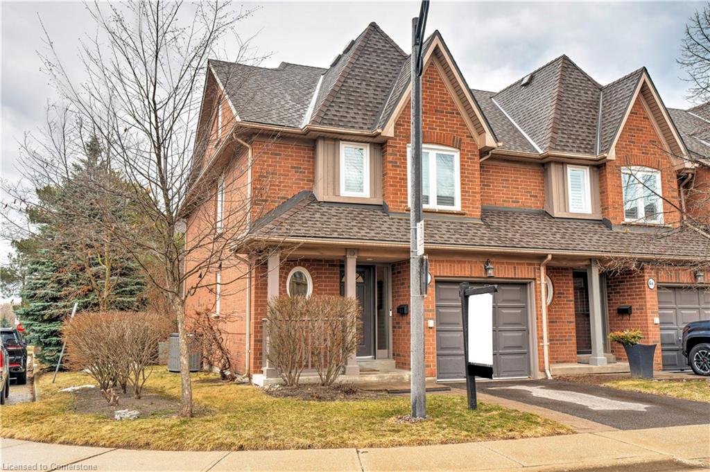 7a-1064 Queen Street W Property Photo
