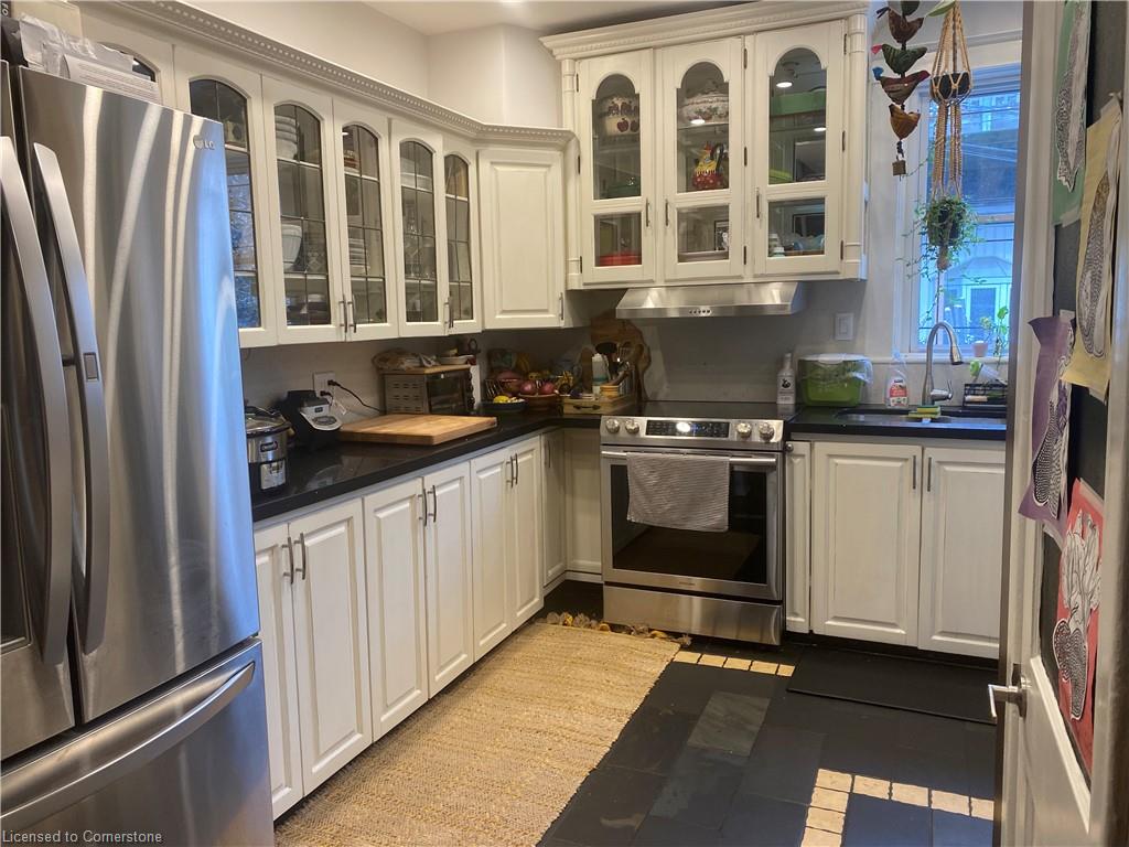 194 Charlton Avenue W Property Photo 21