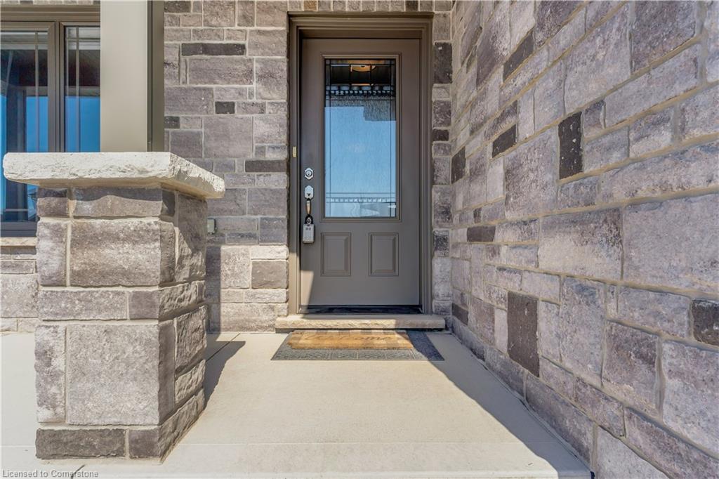 265 Krotz Street W Property Photo 3