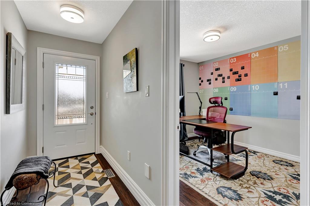265 Krotz Street W Property Photo 4