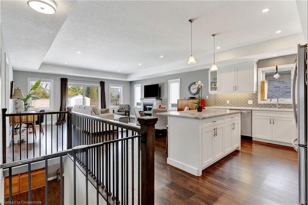 265 Krotz Street W Property Photo 12