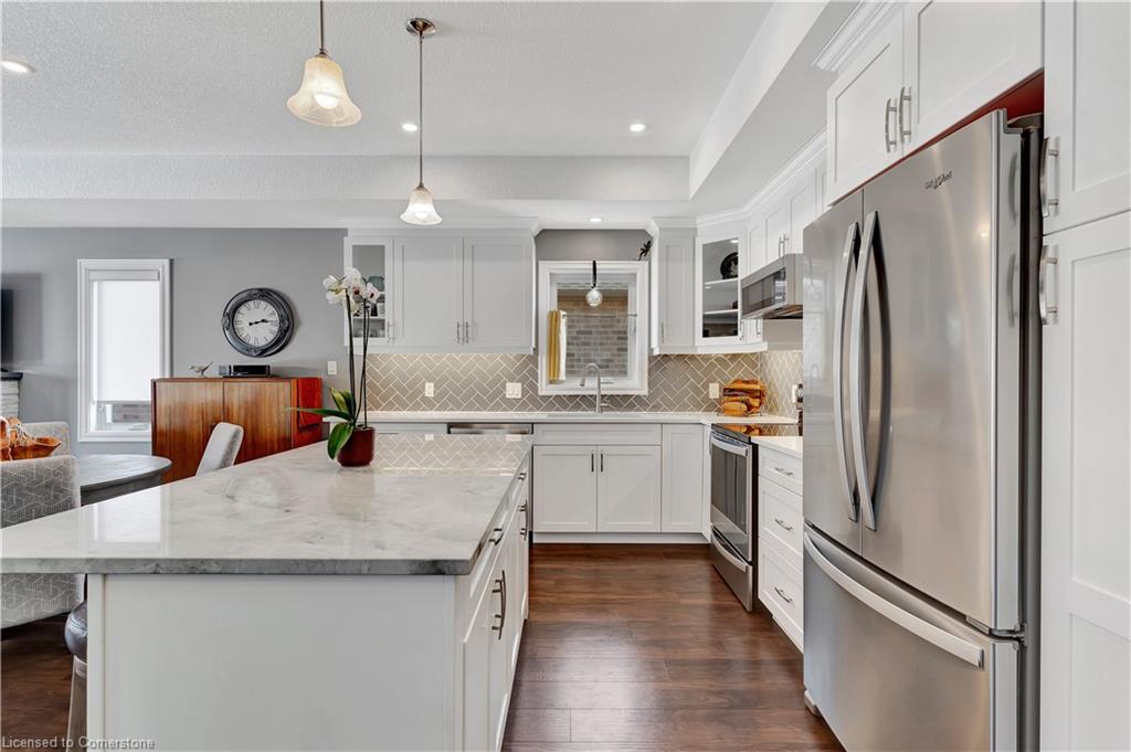 265 Krotz Street W Property Photo 13