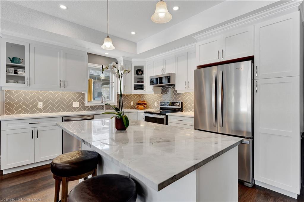 265 Krotz Street W Property Photo 14