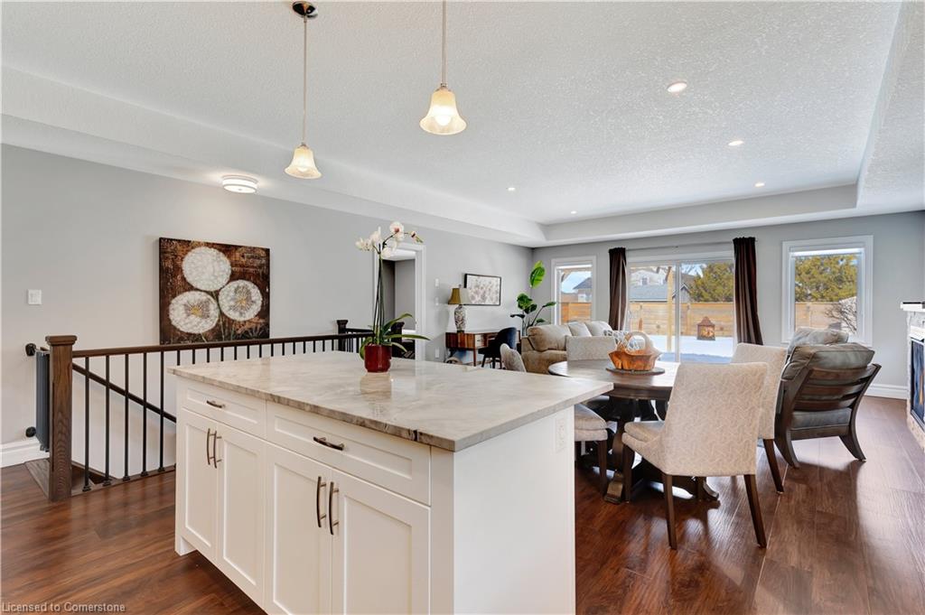 265 Krotz Street W Property Photo 16