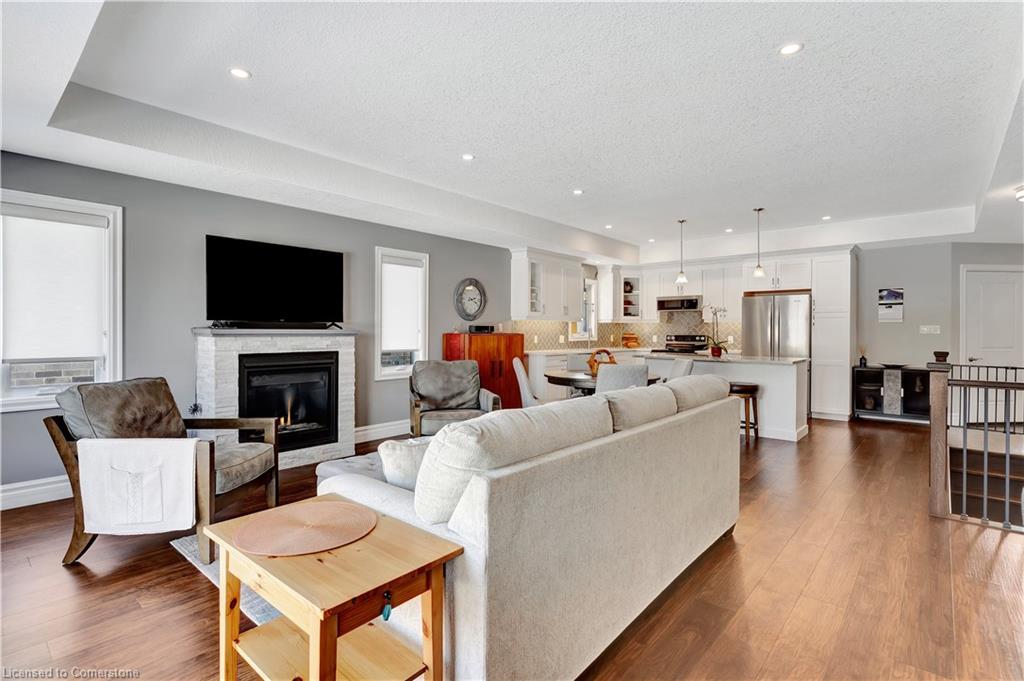 265 Krotz Street W Property Photo 21