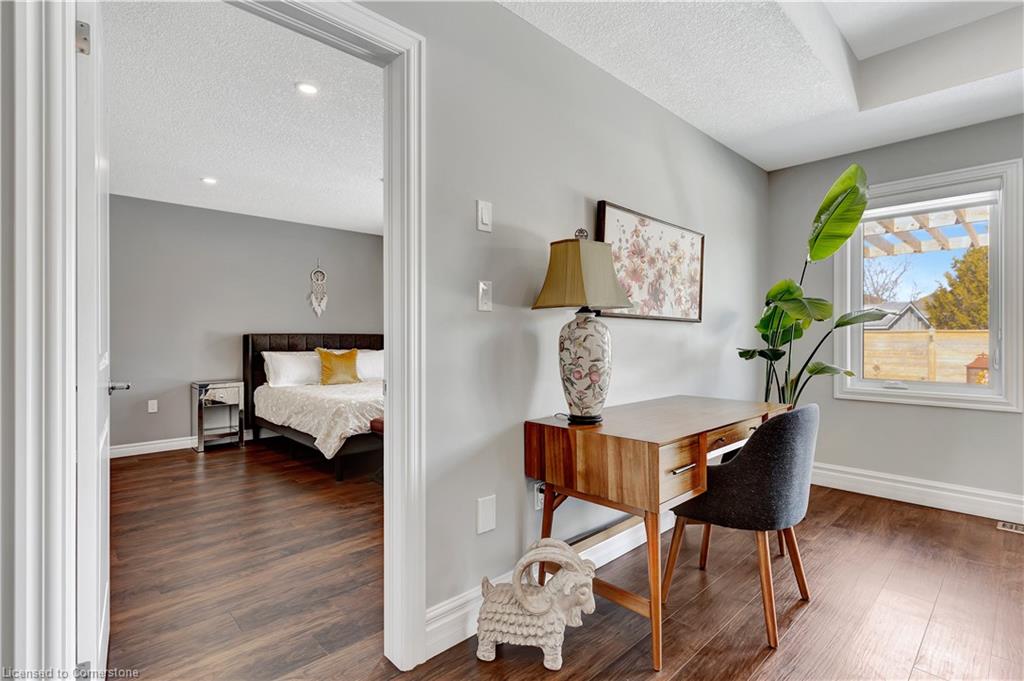265 Krotz Street W Property Photo 23