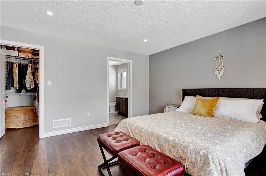 265 Krotz Street W Property Photo 25