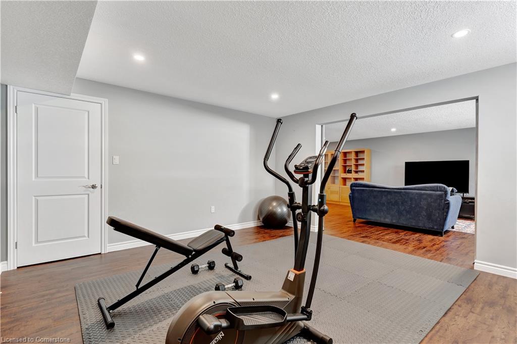 265 Krotz Street W Property Photo 34