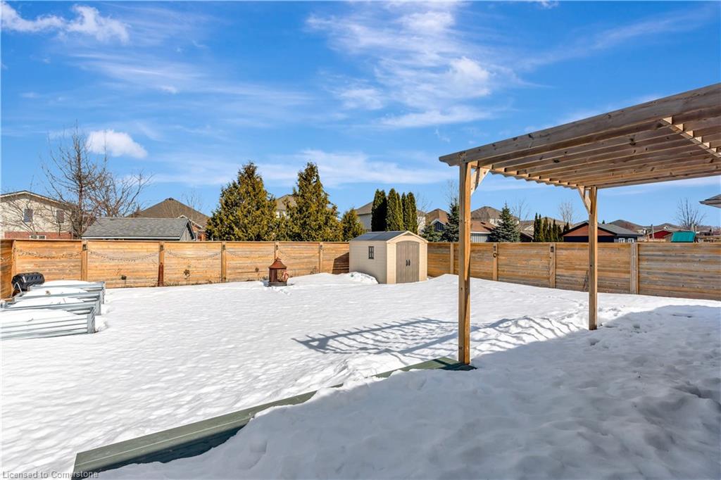 265 Krotz Street W Property Photo 39