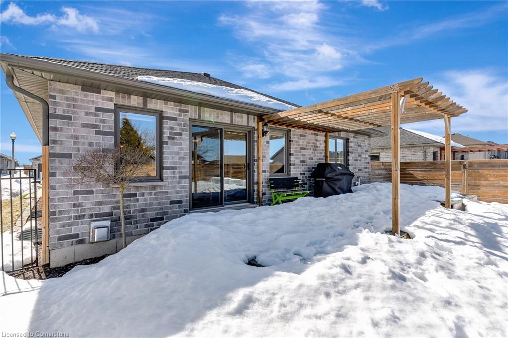 265 Krotz Street W Property Photo 40
