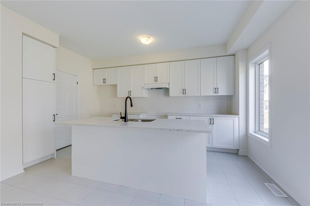3945 Lodi Road Property Photo 4