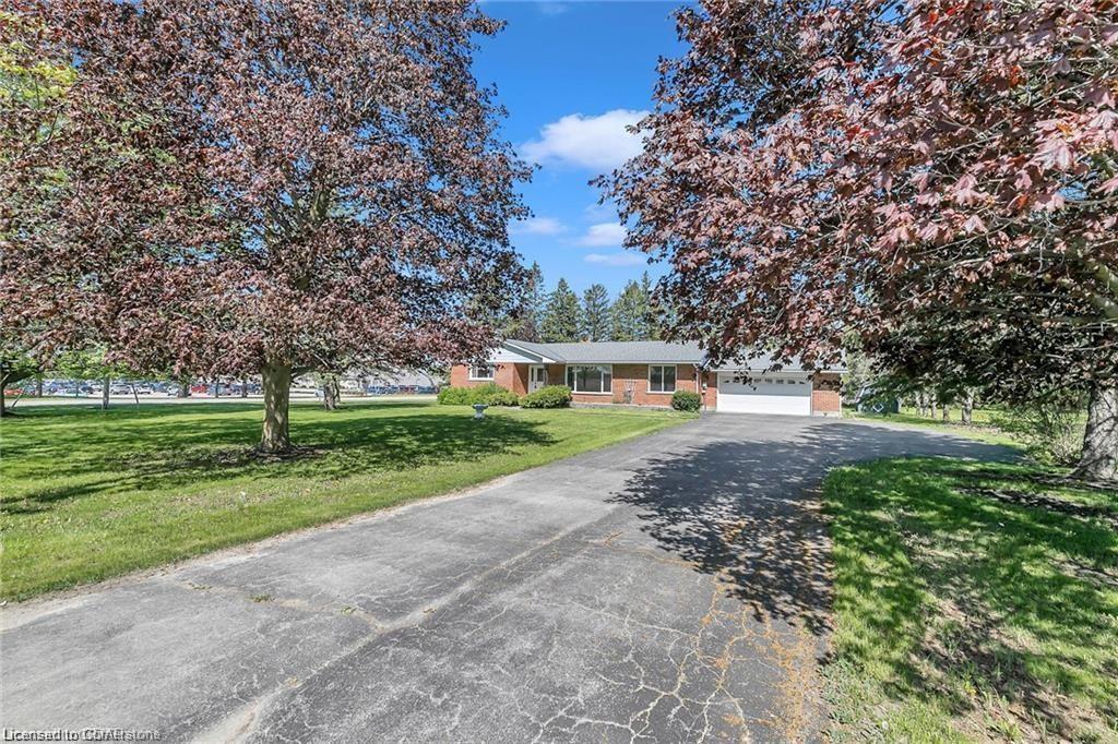 462 Arkell Road Property Photo 3
