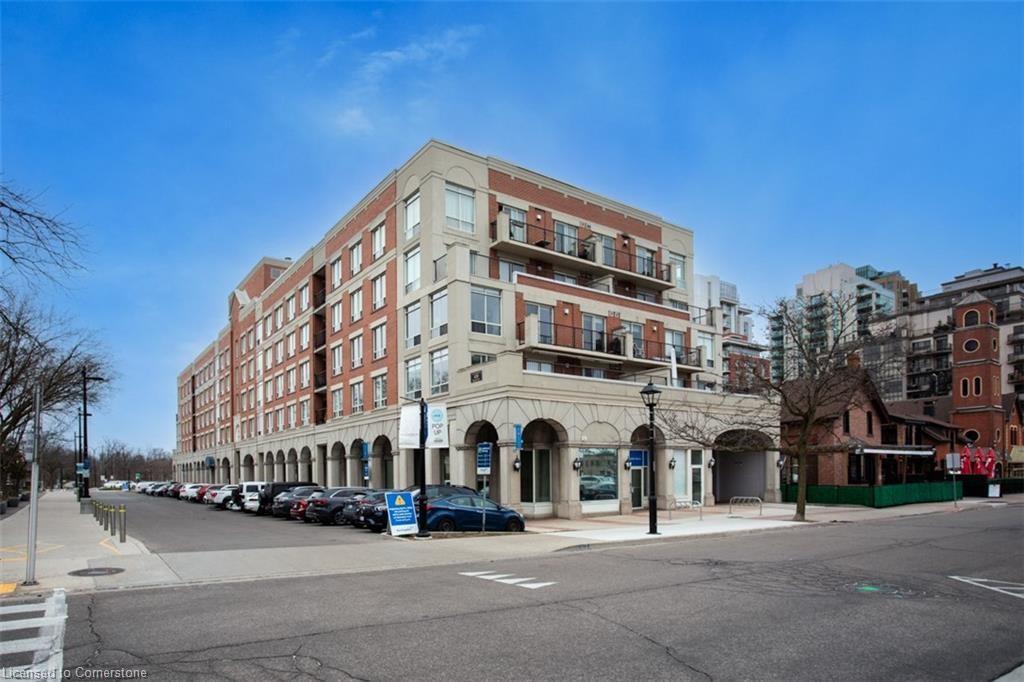 205-430 Pearl Street Property Photo
