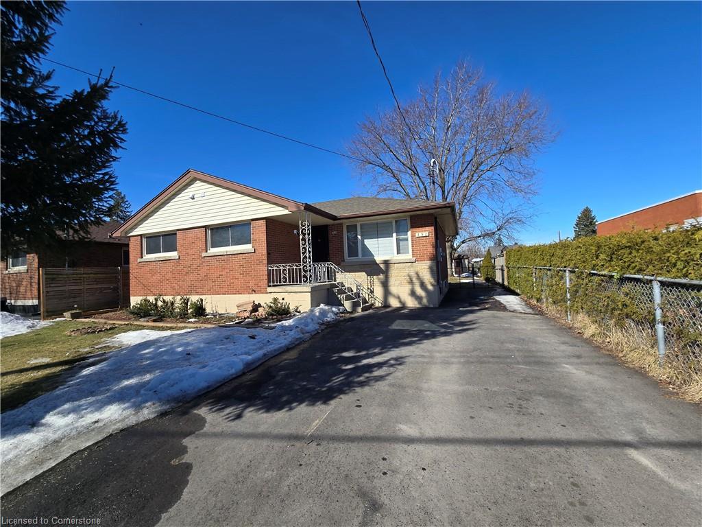 A-492 East 16th Street Property Photo
