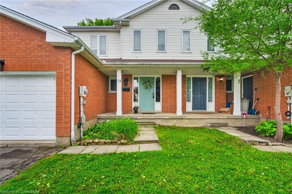 13 Devine Crescent Property Photo 1