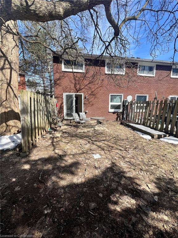 8-639 Albert Street Property Photo 9