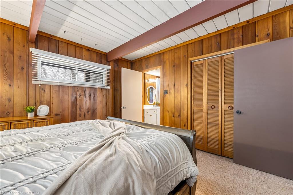 250 Radical Road Property Photo 17