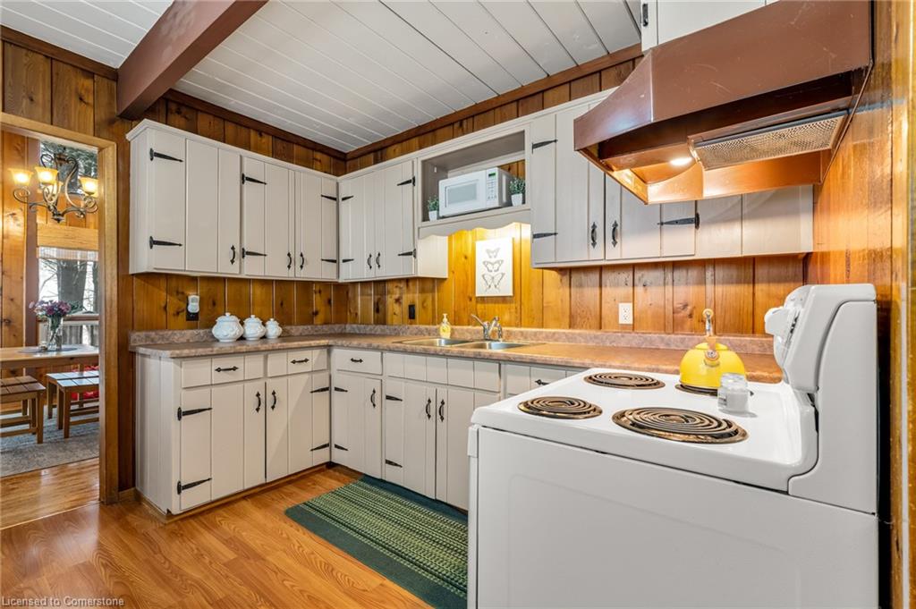 250 Radical Road Property Photo 22
