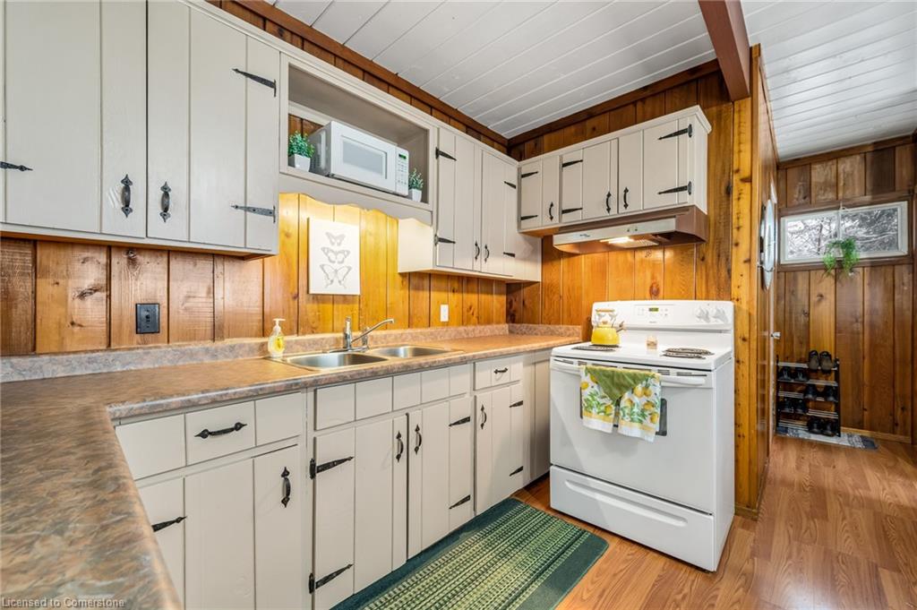 250 Radical Road Property Photo 23