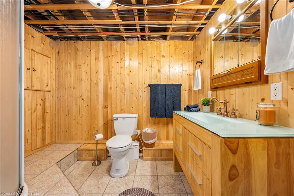 250 Radical Road Property Photo 34