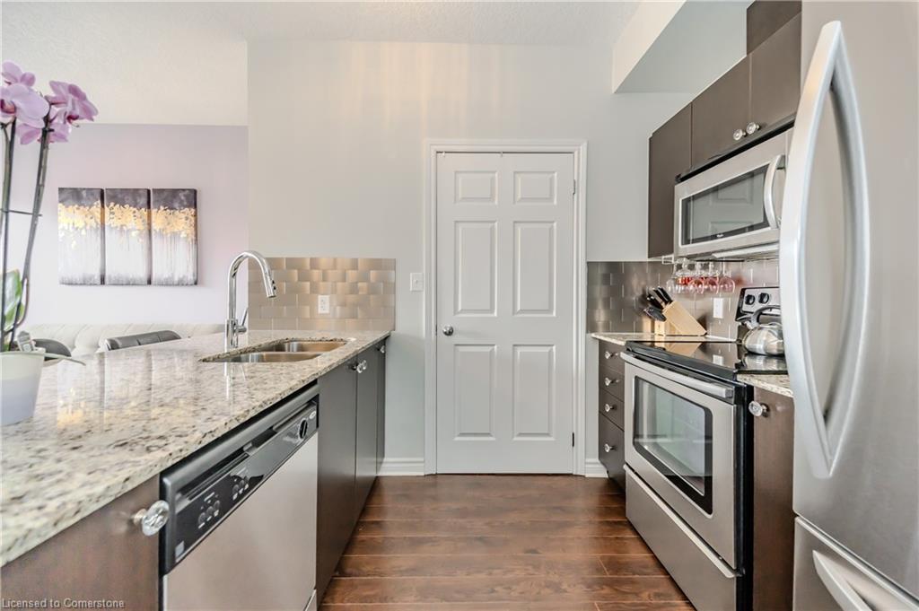 610-170 Water Street N Property Photo 8