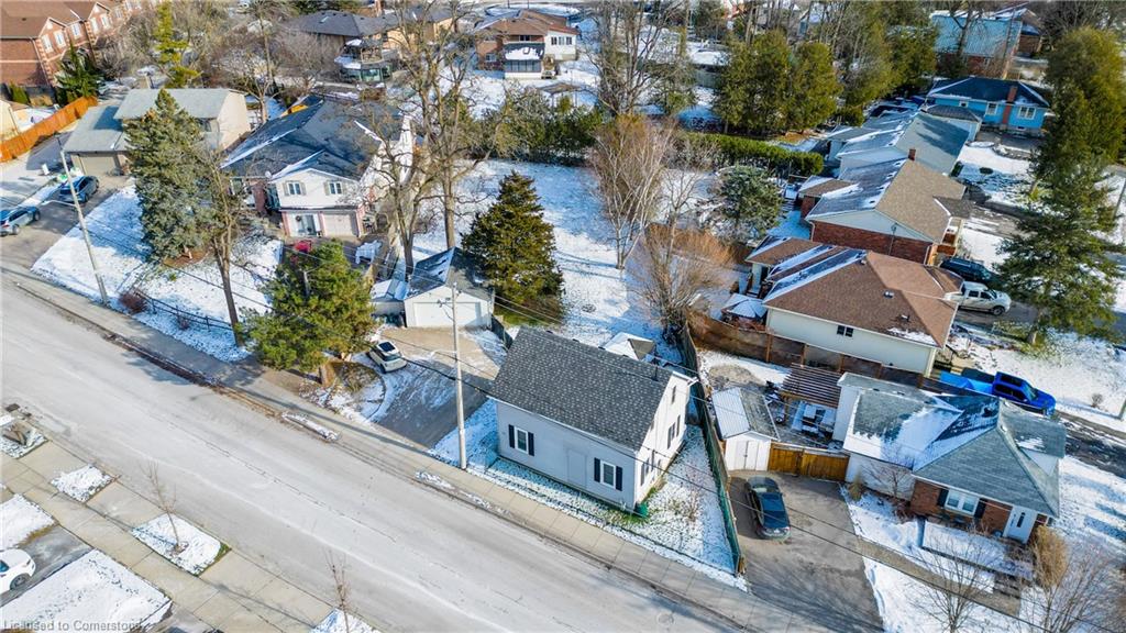 64 Woolwich Street Property Photo 9
