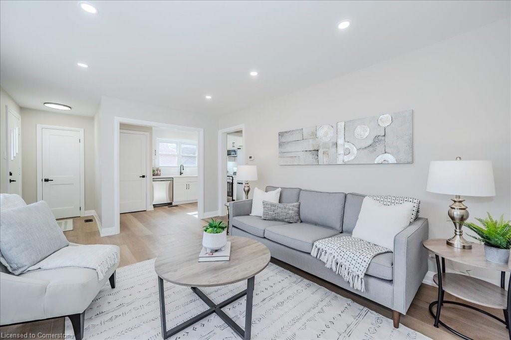 8 Vancouver Drive Property Photo