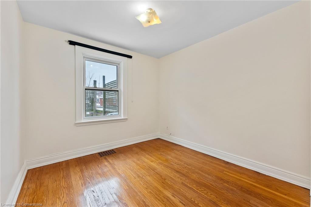 15 East 12th Street Property Photo 8