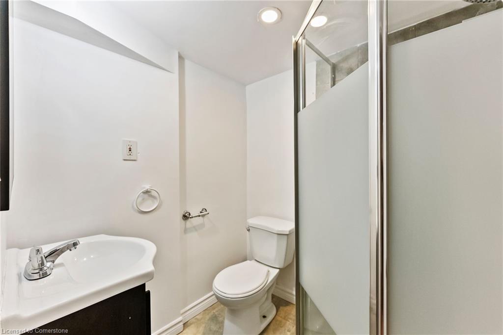 15 East 12th Street Property Photo 10