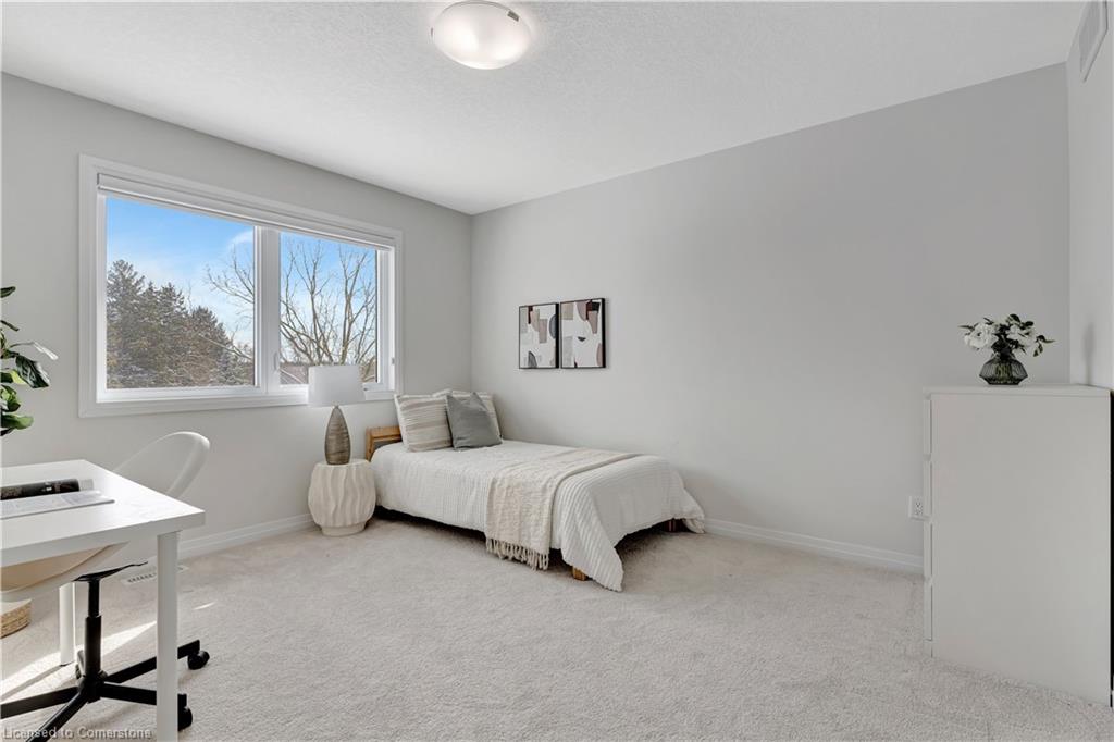 931 Stonecliffe Walk Property Photo 32