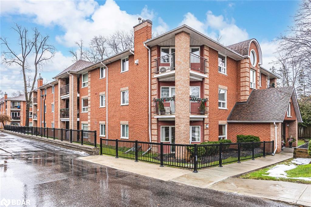 303-131 Clapperton Street Property Photo 1